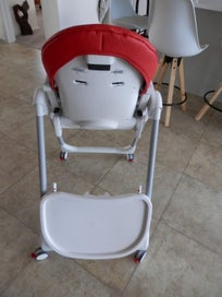 Listing 4 of 8 for Highchair, as new, Italian-made PegPerigo Prima Pappa "Follow Me "