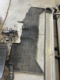 Listing 5 of 5 for Toyota Hilux canopy nudge bar bumper side rails