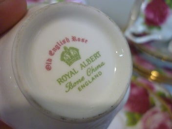 Listing 5 of 5 for ROYAL ALBERT DEMI TASSE OLD ENGLISH ROSE X6 C/S & 6 PLATES.