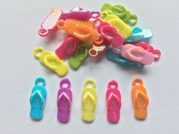 Listing 1 of 1 for 20 JANDAL CHARMS 21x8x4mm