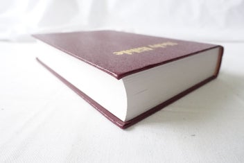 Listing 4 of 9 for NKJV Holy Bible with Study Helps by Mark Finley (BK56)