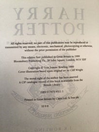 Listing 11 of 18 for Harry Potter; Complete Set, Genuine, Gold Foil Deluxe First Editions On Offer.