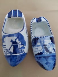 Listing 2 of 2 for Delft