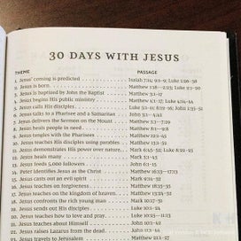 Listing 7 of 8 for NKJV, Pew Bible, Large Print, Hardcover, Blue, Red Letter Edition, Comfort