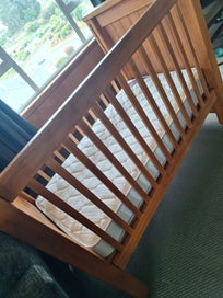 Listing 3 of 6 for Cot and blankets