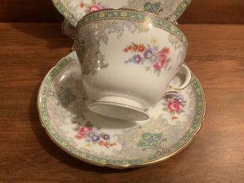 Listing 4 of 7 for INCREDIBLE SHELLY GEORGIAN TRIO SET