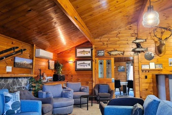 Listing 16 of 19 for Timeshare Ownership / One Week for Sale / Kaimanawa Lodge – Two-Bedroom Unit