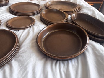 Listing 13 of 16 for Temuka Riverstone Glaze Pottery 49 Set
