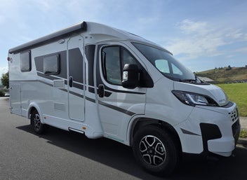 2026 Sunlight V69 Adventure Rear Island Bed