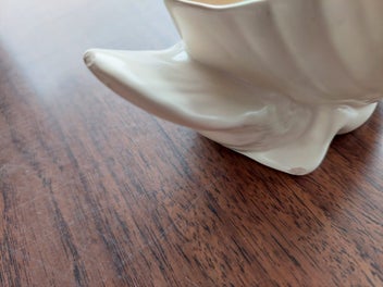 Listing 6 of 6 for Crown Lynn 154 Swan