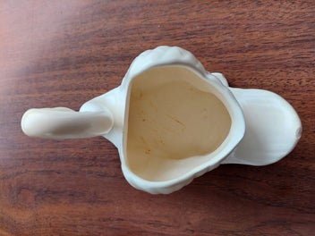 Listing 5 of 6 for Crown Lynn 154 Swan