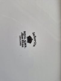 Listing 6 of 6 for Royal Albert Senorita dishes