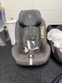 Listing 3 of 8 for 2x Maxi Cosi Seats - Pebble Plus & Pearl with Base etc.