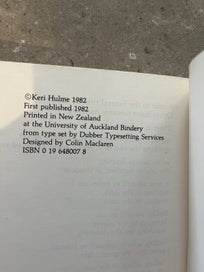 Listing 3 of 3 for Keri Hulme’s first Ed THE SILENCES BETWEEN 1982