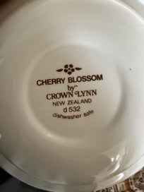 Listing 5 of 5 for Vintage Crown Lynn "Cherry Blossom" d 532 Set - 9 Pieces (NZ Made)
