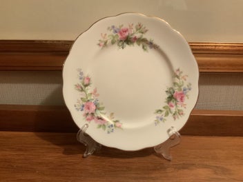 Listing 4 of 4 for LOVELY ROYAL ALBERT MOSS ROSE SIDE PLATE