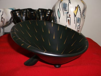 Listing 4 of 14 for Beswick Tripod Jetsons bowl Black Gold Rain 1950's