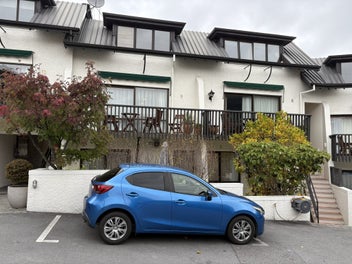 Listing 3 of 20 for Queenstown annual holiday - timeshare week