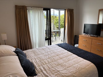 Listing 11 of 20 for Queenstown annual holiday - timeshare week