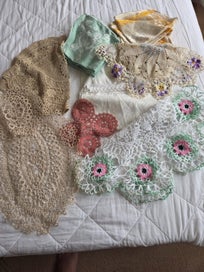 Listing 1 of 12 for Bulk listing of Linen, tablecloths, doilies etc