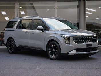 Kia Carnival 2026 photo 2