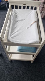 Listing 2 of 5 for Jolly Jumper change table