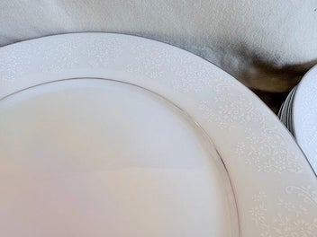 Listing 3 of 4 for NORITAKE TAHOE DINING SET x36 PIECES