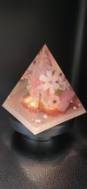 Listing 3 of 12 for Resin Pyramid