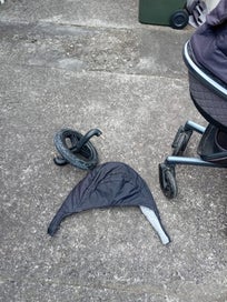 Listing 3 of 4 for Silver Cross Henley Special Edition Pram.