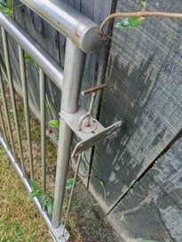 Listing 3 of 5 for Stainless steel gate.