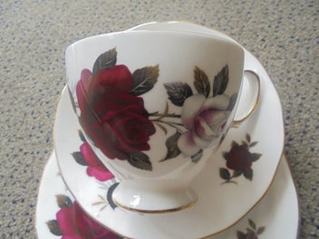 Listing 2 of 9 for Pretty English bone china trio - Colclough - 5 available