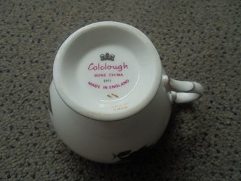 Listing 5 of 9 for Pretty English bone china trio - Colclough - 5 available
