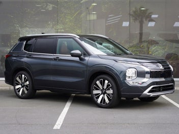 Mitsubishi Outlander 2026 photo 3