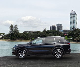 Mitsubishi Outlander 2026 photo 4