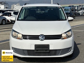 Volkswagen Touran 2013 photo 3