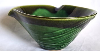 Listing 9 of 17 for <<< STUDIO POTTERY BOWL >>>