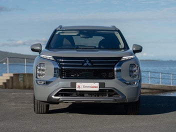 Mitsubishi Outlander 2026 photo 4