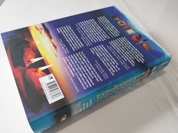 Listing 2 of 8 for Bible - Lion Handbook