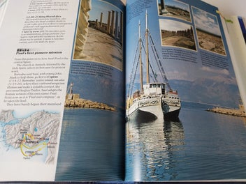 Listing 5 of 8 for Bible - Lion Handbook