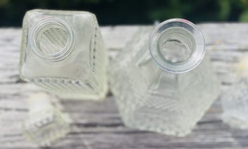 Listing 7 of 8 for LOW RESERVE! Ornate 2x glass decanters with stoppers and 2x cut glass stoppers.