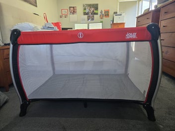 Listing 2 of 5 for Jolly Jumper Portacot