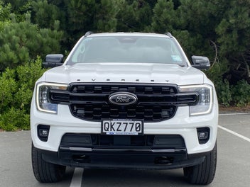 Ford Everest 2024 photo 4