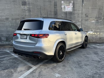 Mercedes-Benz Gls 63 2025 photo 4