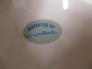 Listing 6 of 16 for BR 9273 - Beswick Tree Stump with Birds - Bird Display