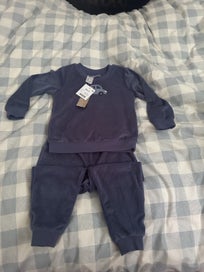 Listing 1 of 3 for Boys two piece pjs size 2 (18-24 mths)
