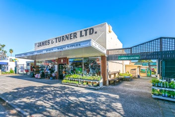 JAMES &amp; TURNER COROMANDEL