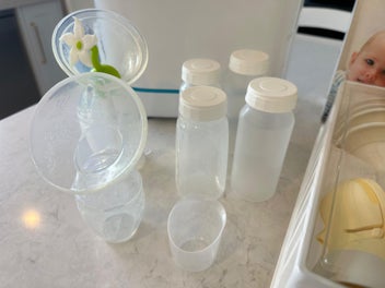 Listing 3 of 4 for Medela Swing Double Electric Breast Pump and Free Bottle Steamer