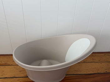 Listing 2 of 4 for Shnuggle Baby Bath