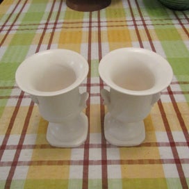 Listing 4 of 5 for Crown Lynn .678 Urn Mantle Vases. Matched Pair. Ex. Cond.