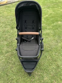 Listing 8 of 11 for Edwards and Co Pram and Carry Cot